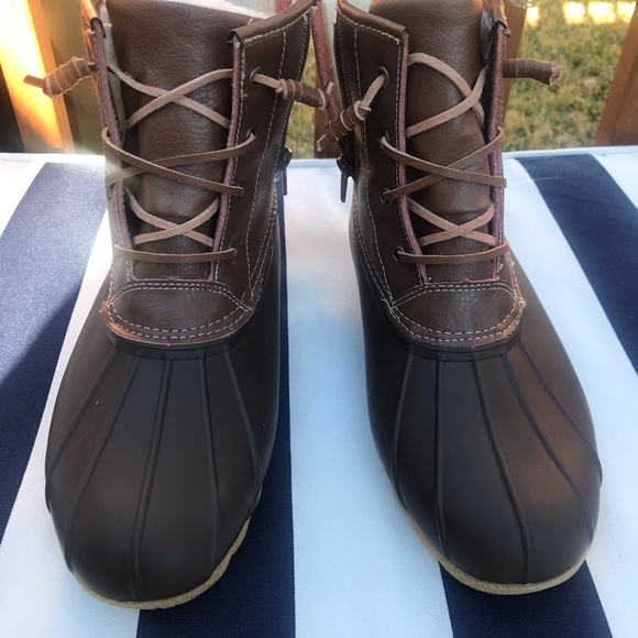 Serra Brown Boots - Picture 2 of 8